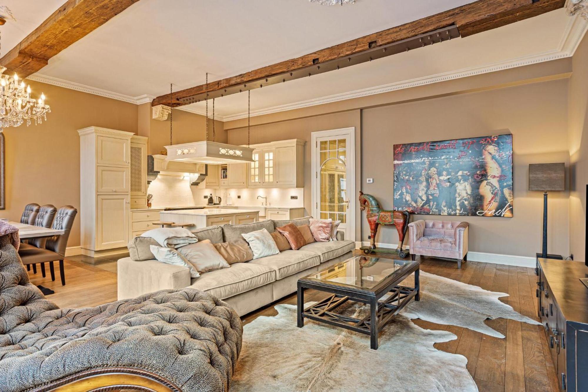 Spacious Near Grote Markt Appartement